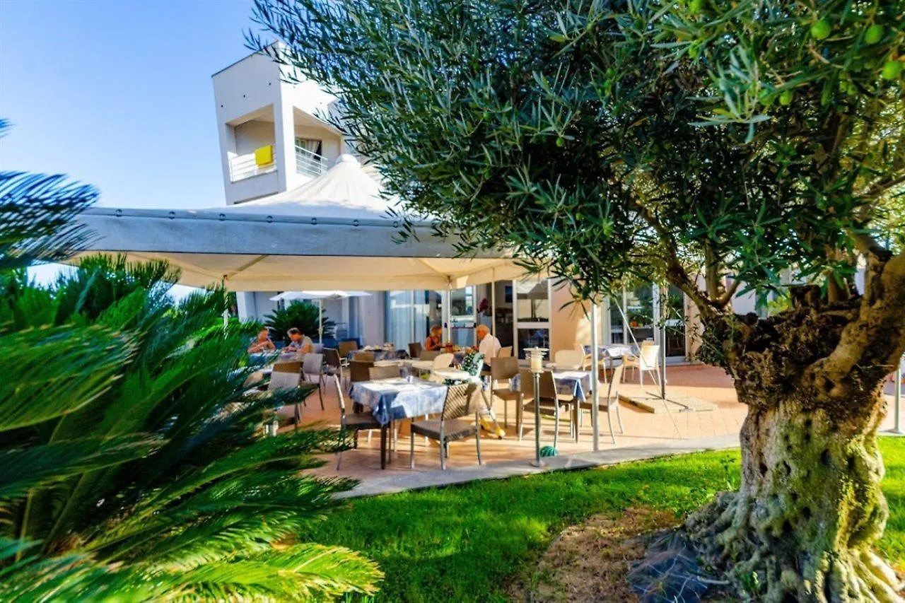 Astro Suite Hotel Cefalu