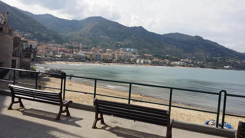 Astro Suite Hotel Cefalu