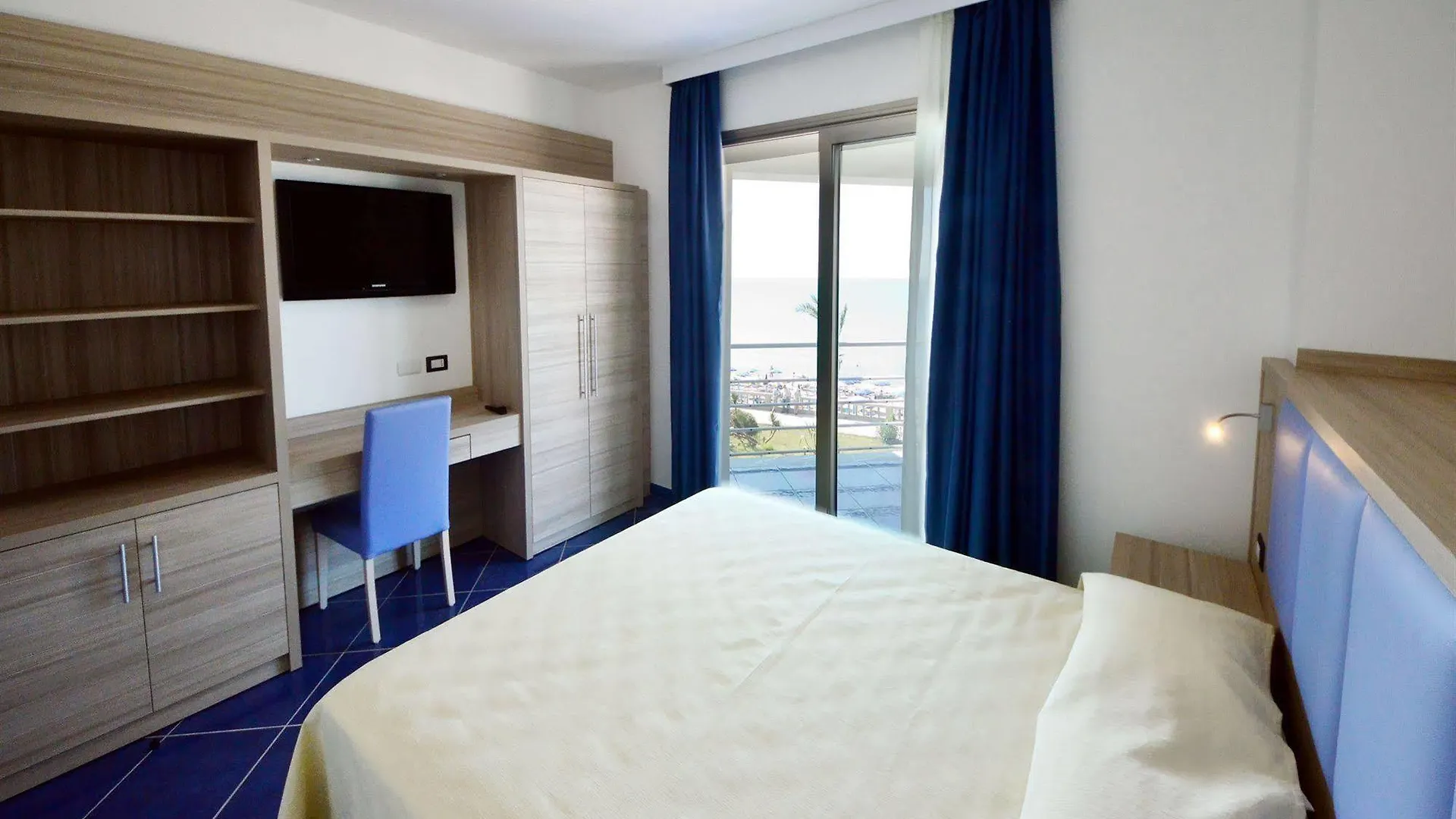 Astro Suite Hotel Cefalu