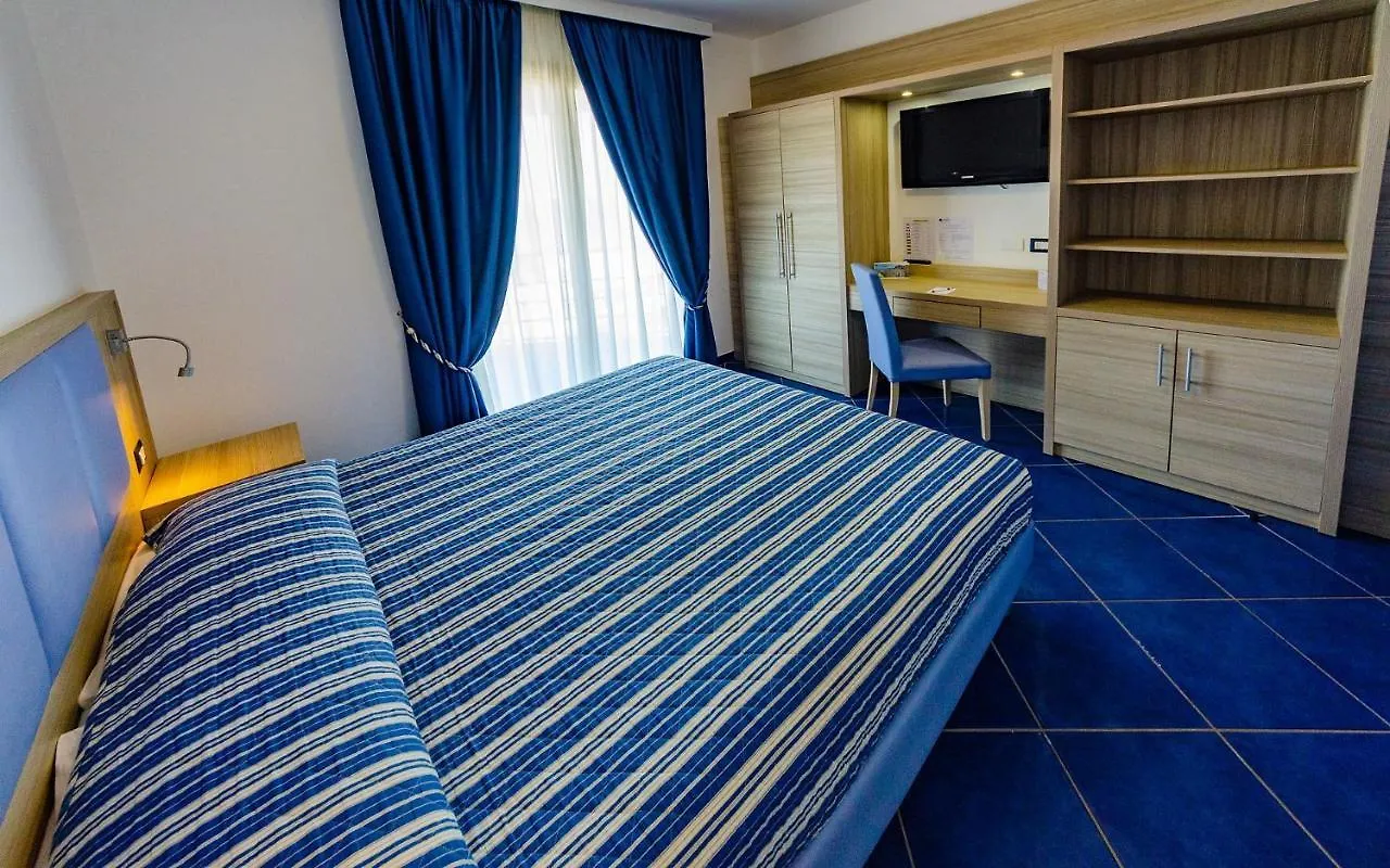 Astro Suite Hotel Cefalu
