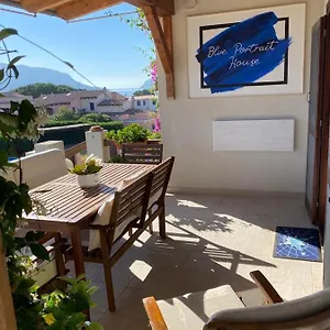  Appartement Blue Portrait House Italie